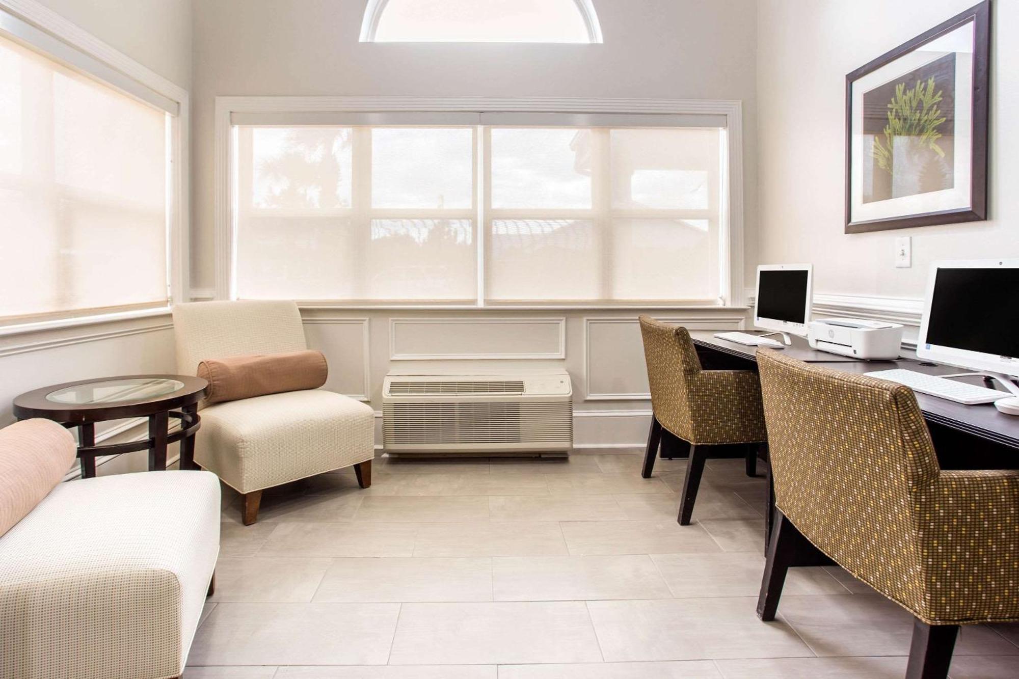 Quality Inn & Suites Myrtle Beach Near Outlets Extérieur photo