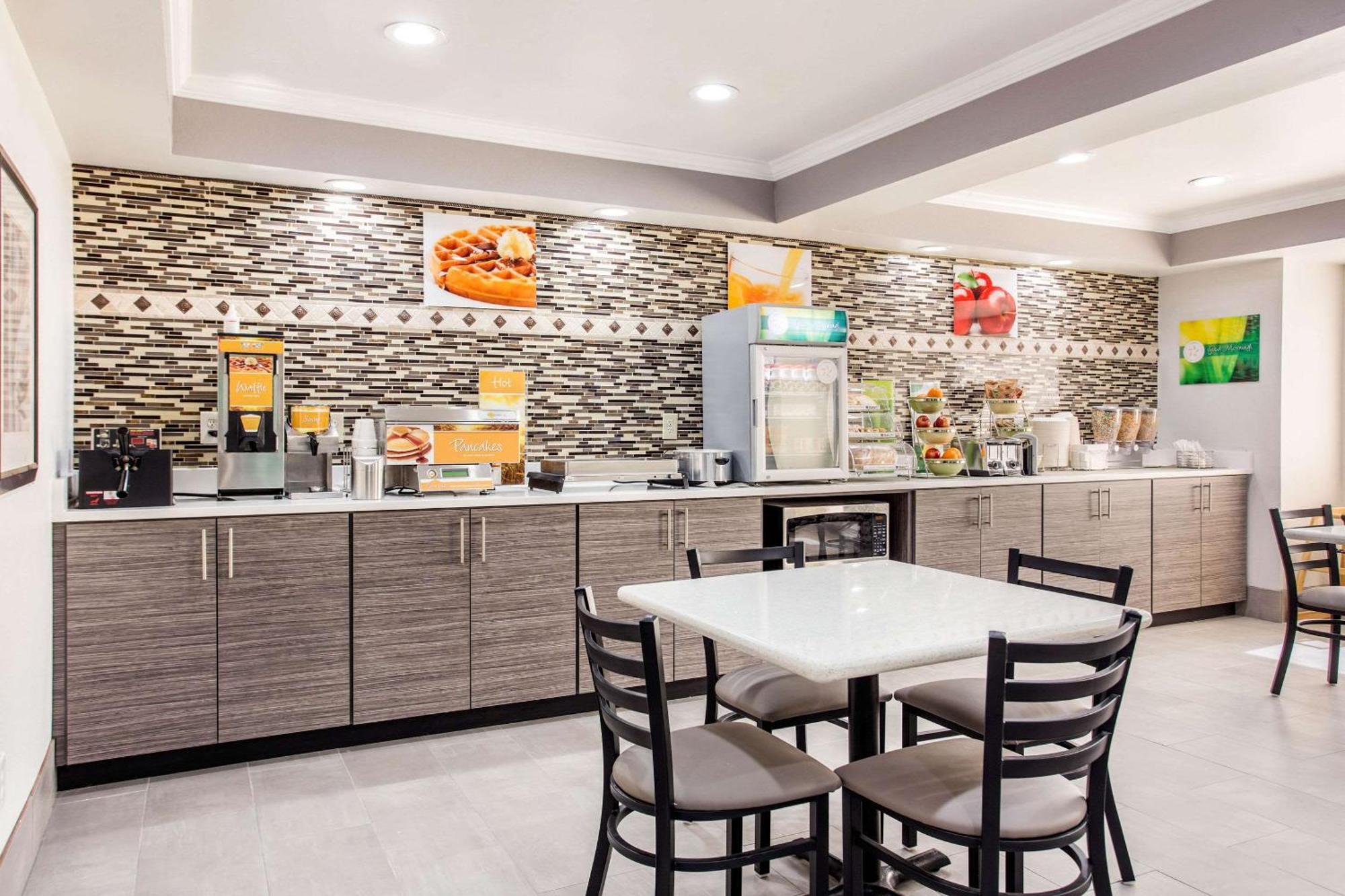 Quality Inn & Suites Myrtle Beach Near Outlets Extérieur photo