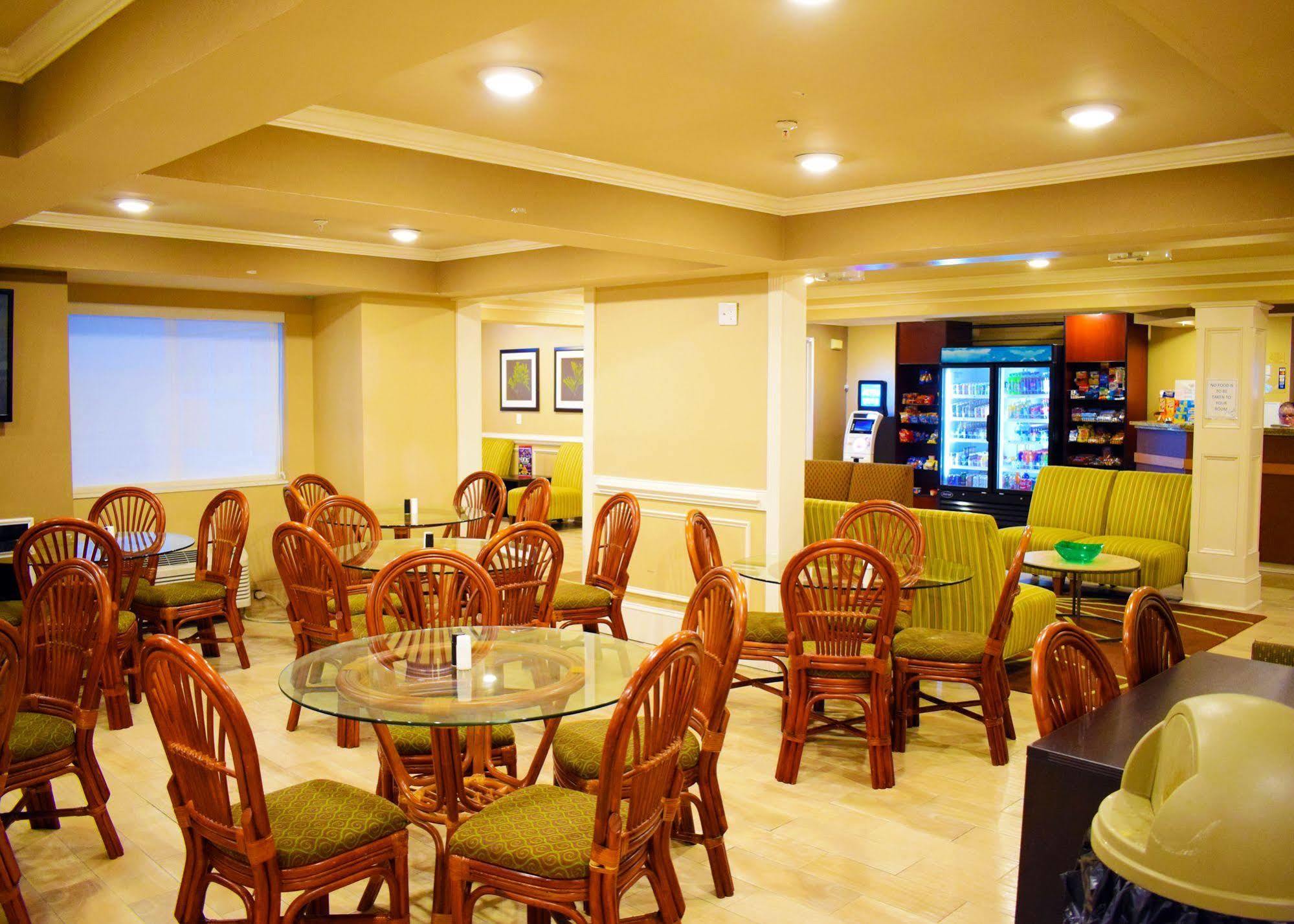Quality Inn & Suites Myrtle Beach Near Outlets Extérieur photo