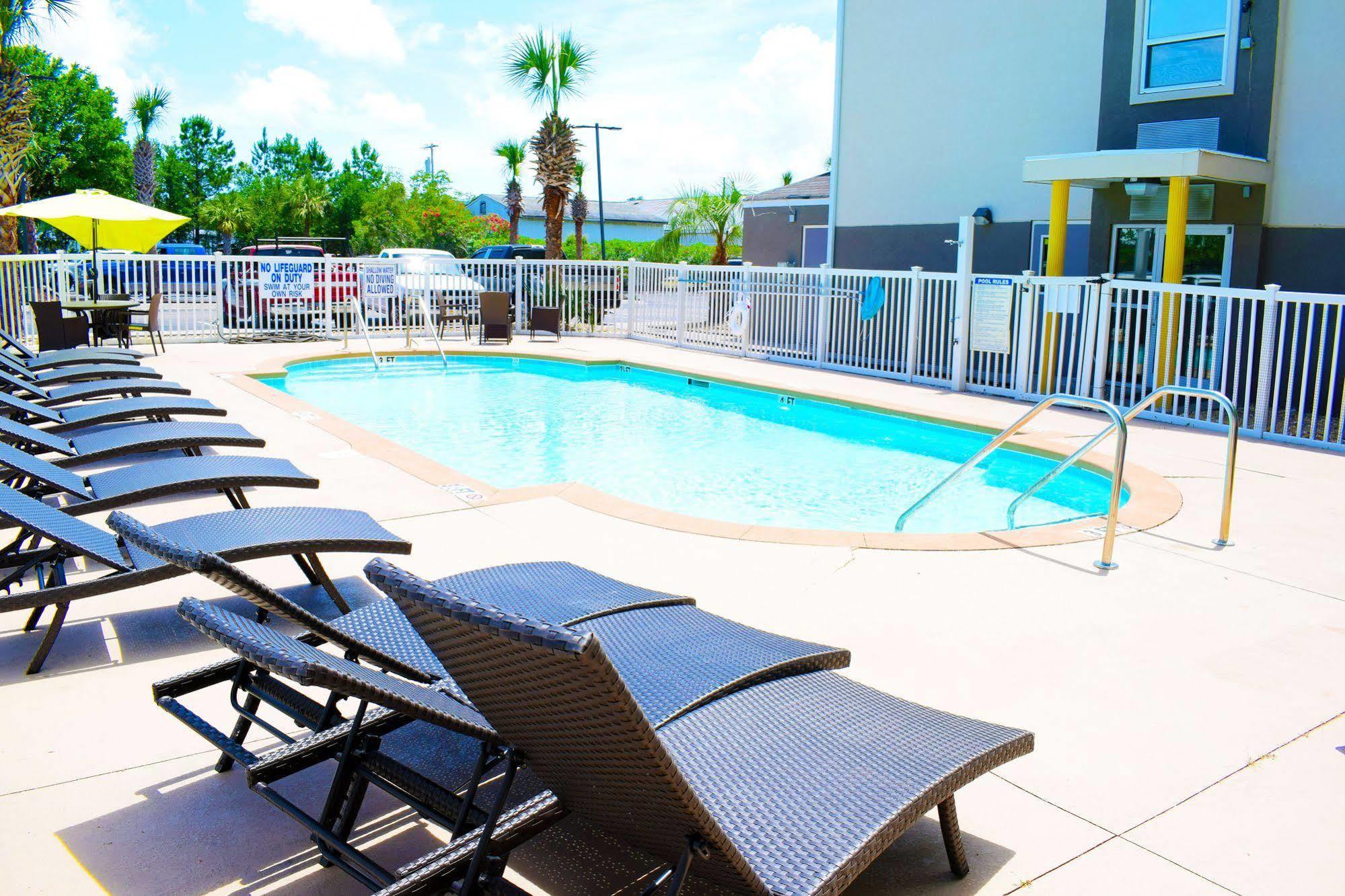 Quality Inn & Suites Myrtle Beach Near Outlets Extérieur photo